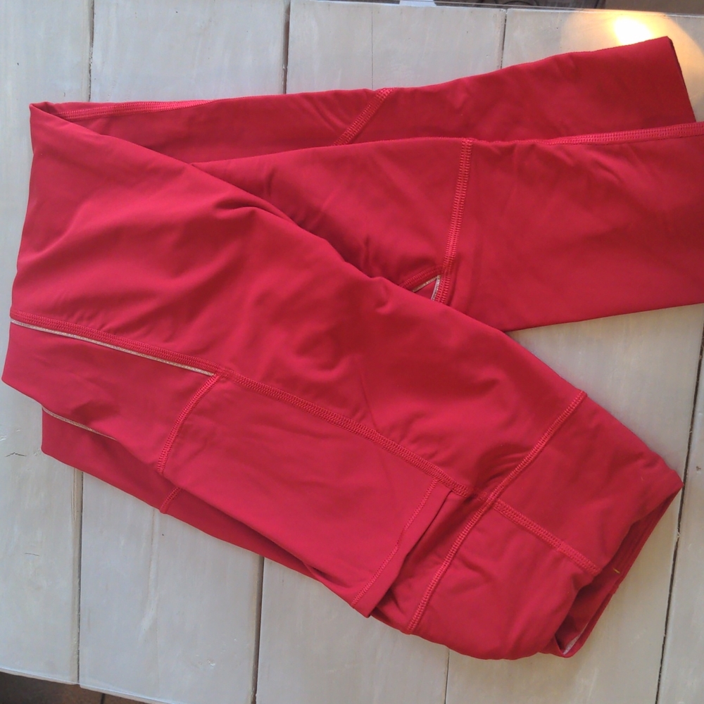 Medium - Victoria secret leggings with pockets